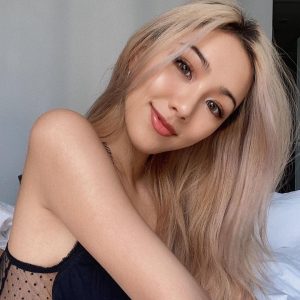 Chloé, 25 ans et prête à tout Chloé - rencontre-Trans-Nantes