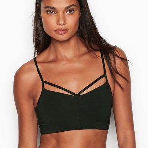 Si tu cherches une trans qui a pas froid aux yeux Clara - rencontre-Cougar-Rueil-Malmaison